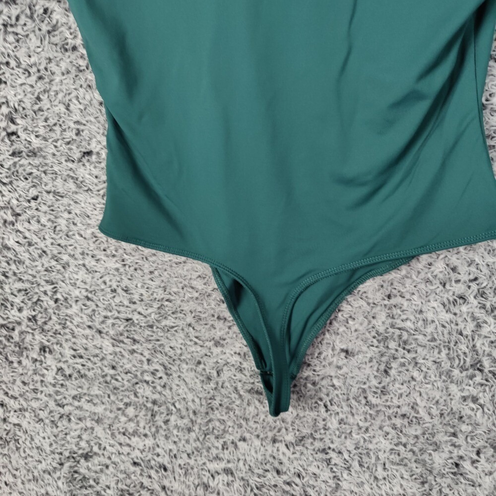House of Harlow 1960 Women Minimalist Chic Bodysuit XL Green VNeck Short Sleeves - Picture 7 of 7
